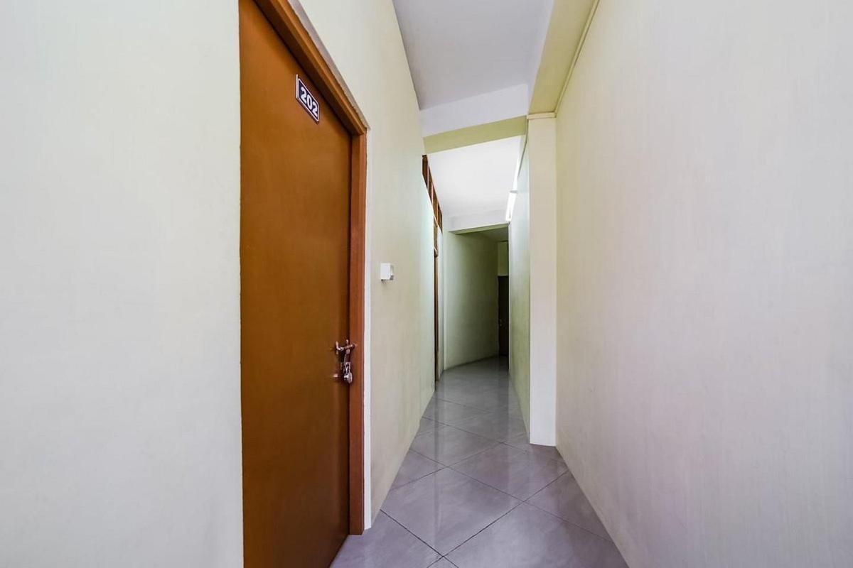 Shillong Guest House エクステリア 写真